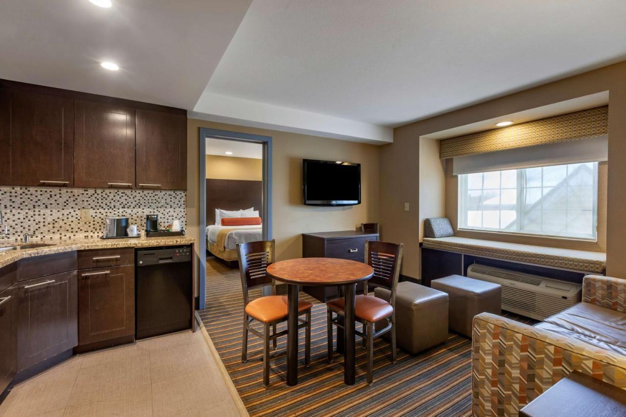 Best Western Plus Woodstock Inn & Suites Kültér fotó