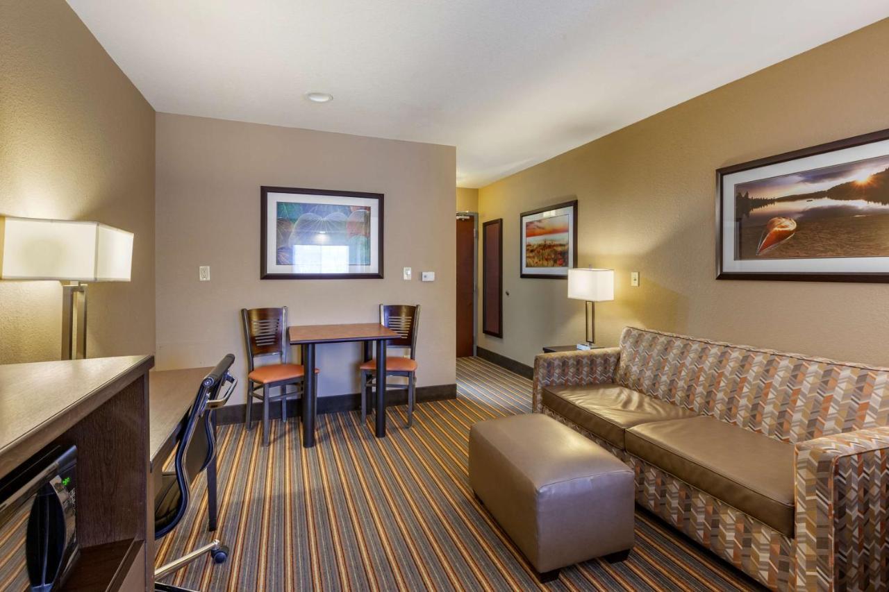 Best Western Plus Woodstock Inn & Suites Kültér fotó