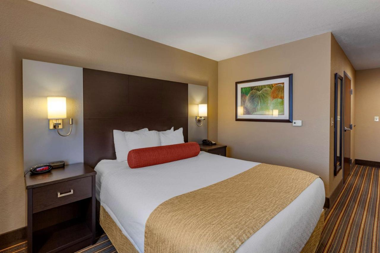 Best Western Plus Woodstock Inn & Suites Kültér fotó